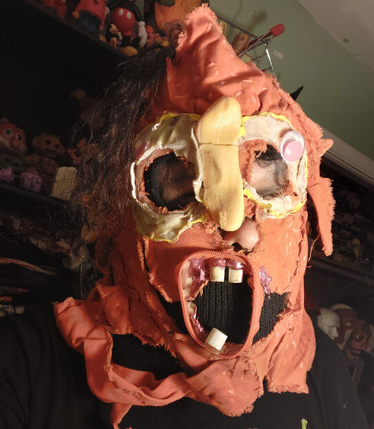 Bursters Mask 1 Bursters Mask 1